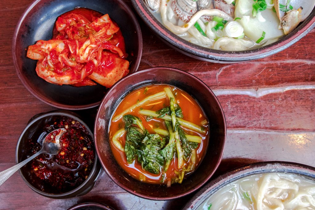 Banchan that comes with kalguksu