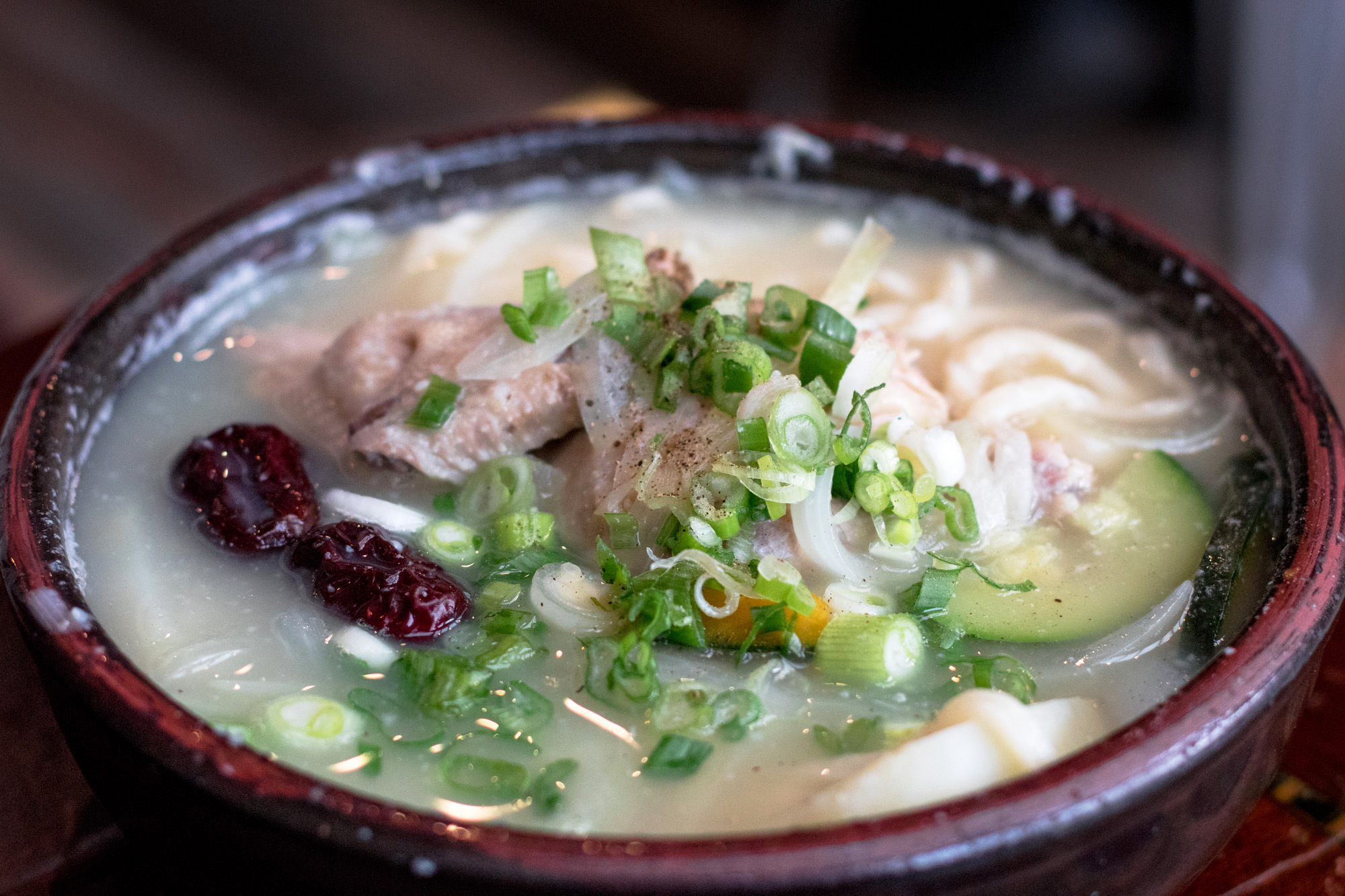 Hangari Kalguksu – Chicken Kalguksu